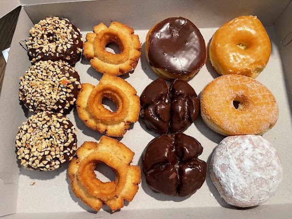 Marie's Donuts 5