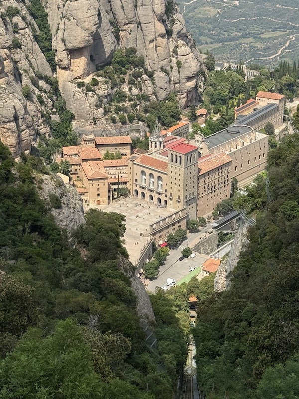 Santa Maria de Montserrat Abbey 4