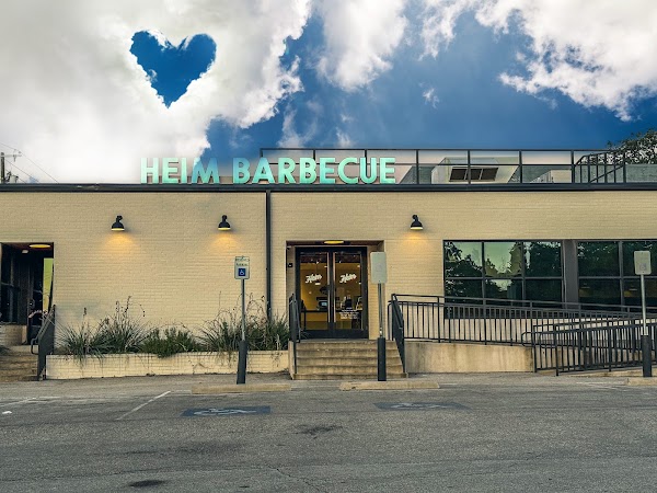 Heim Barbecue on the River 1
