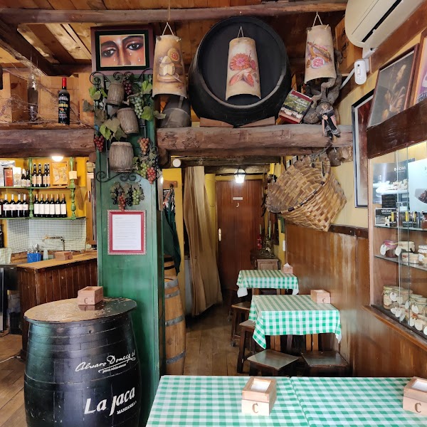 LA ANTIGUA ABACERÍA. TRIANA 3