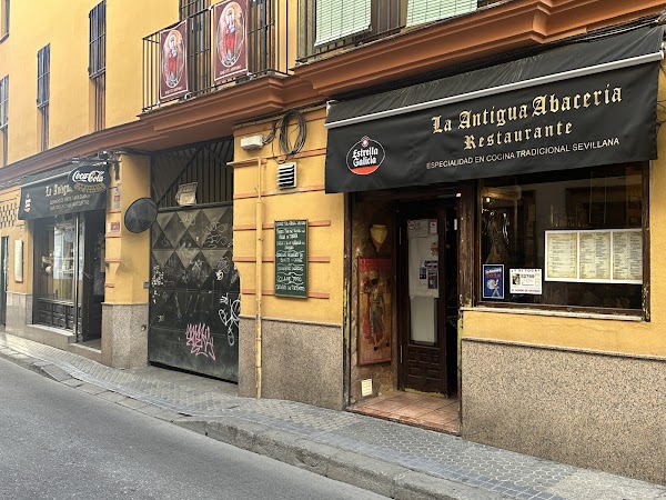 LA ANTIGUA ABACERÍA. TRIANA 2