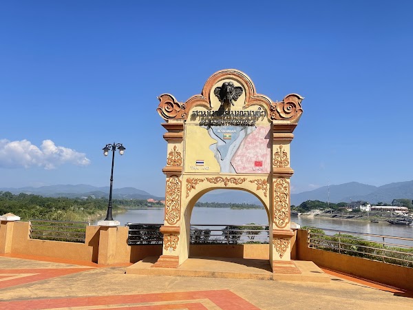The Golden Triangle 4