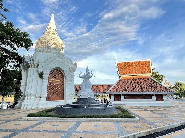The Golden Triangle 2