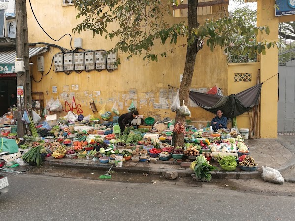 Thien thuat market