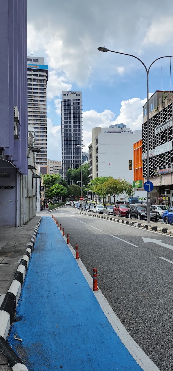 Jalan Tun H S Lee