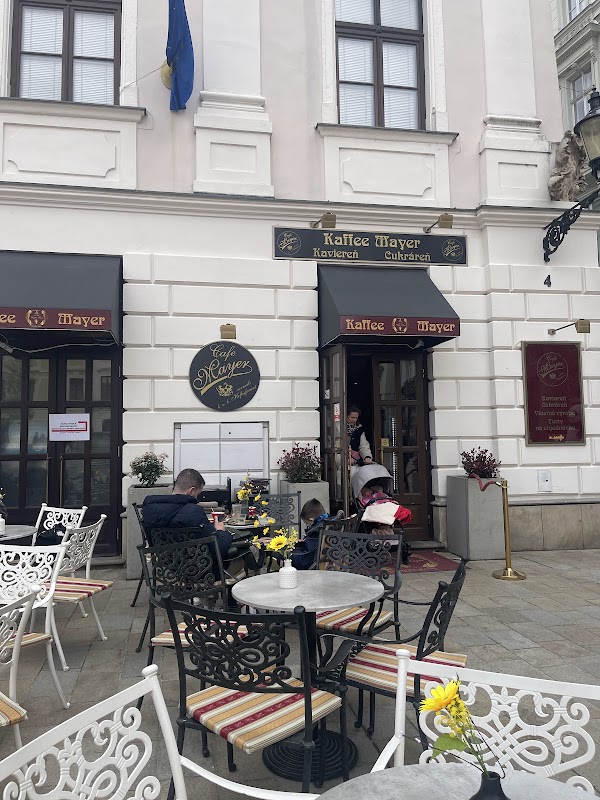 Café Mayer 2