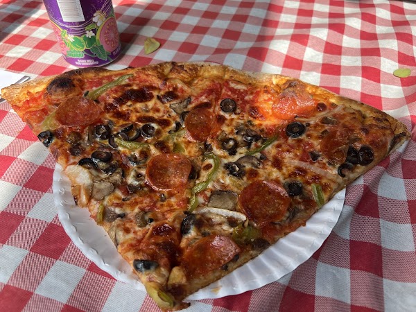 Bob's Pizzeria 4