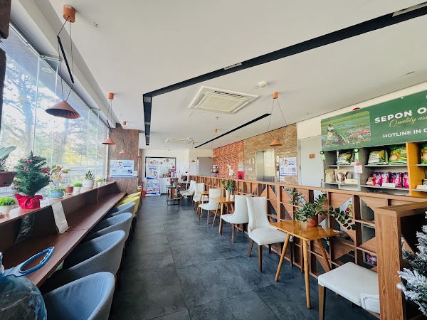 TIỆM BÁNH MÌ CÀ PHÊ (68 Hoàng kế viêm) 1