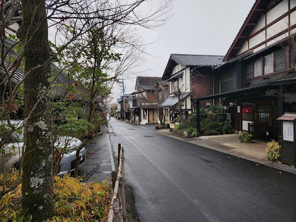 Yunotsubo Street 1