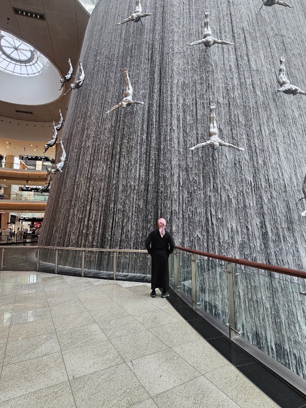 Dubai Mall Waterfall 1