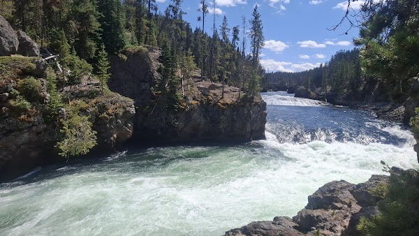 Upper Falls of the Yellowstone River 5