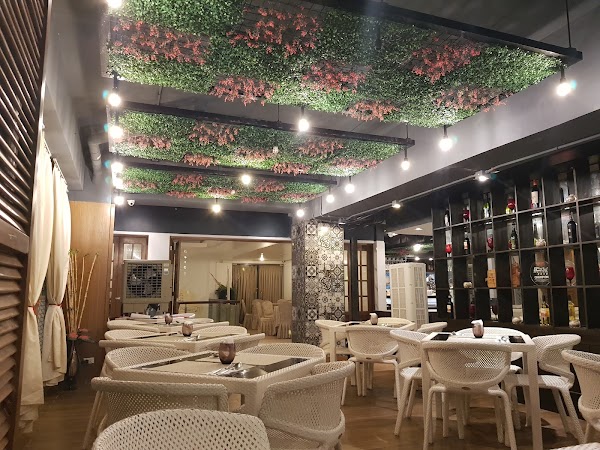 Nalka Seafood and Oyster Bar