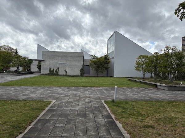 Towada City Library