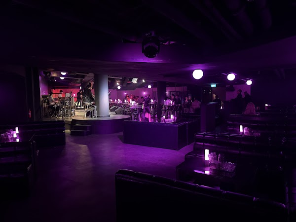 Candy lounge 2