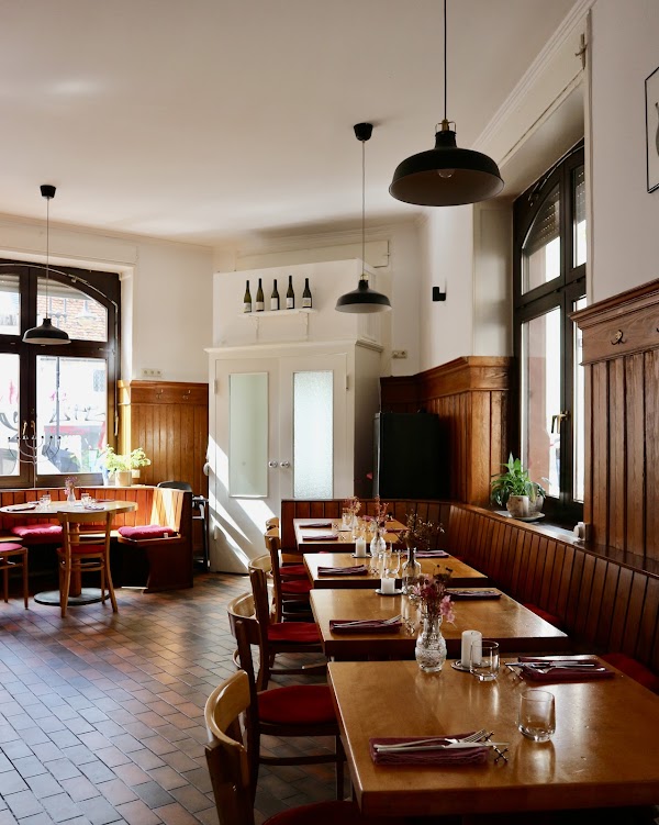 Tonka Restaurant