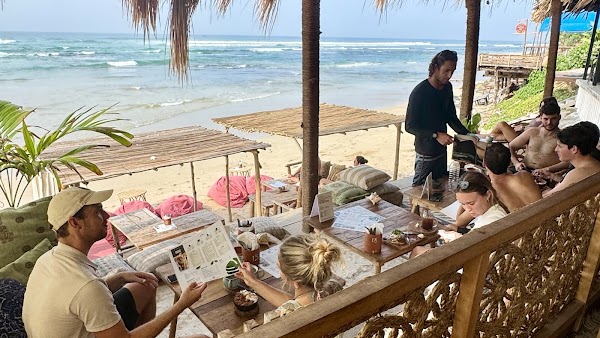 Marshmellow Surf Café, Ahangama 3