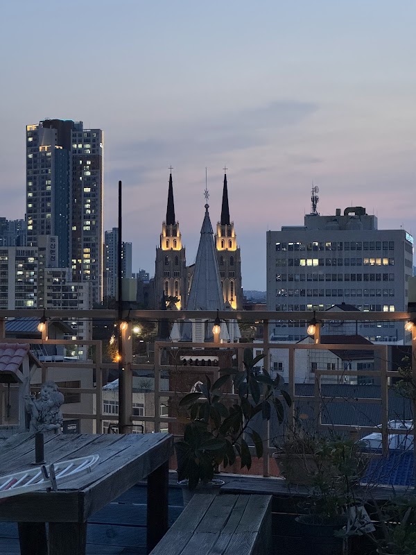 Midtown Hostel 1