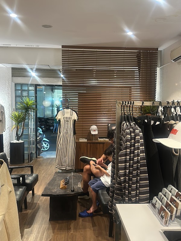 LÀMIN APPAREL 5