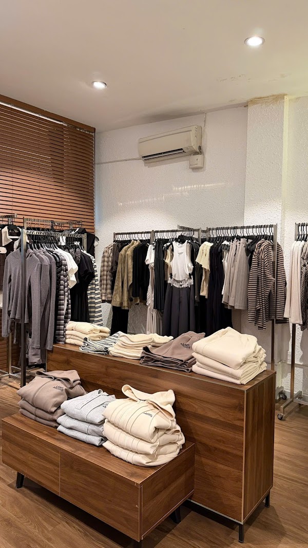 LÀMIN APPAREL 4