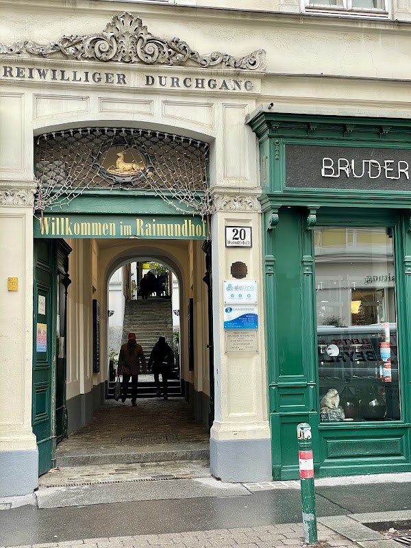 Raimundhof 5