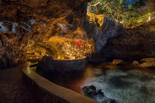 The Caves Hotel 3