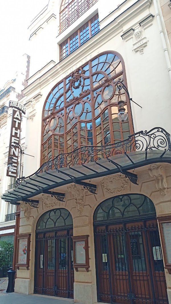 Square de l'Opéra-Louis Jouvet 3