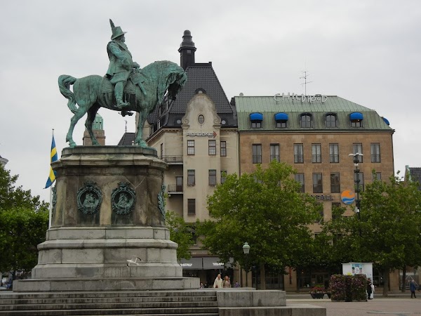 Town Hall 3