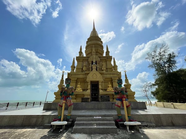Wat Phra Chedi Laem Sor