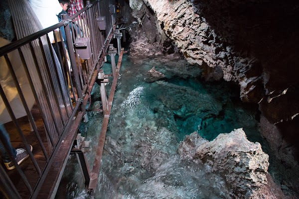 Ryūsendō Cave
