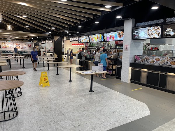 Le Quest Shopping Mall 4