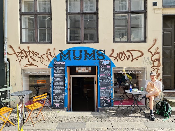 Mums deli
