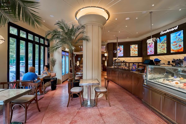 Boulevard Gelato, Pastry & Coffee - 138 Yersin 2