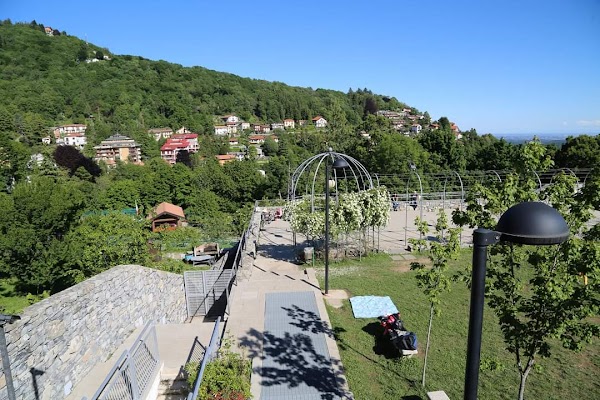 Brunate 2
