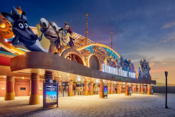 Shinhwa Theme Park 5