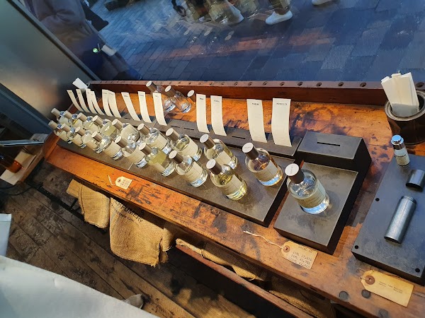 LE LABO Ginza Six Store 5