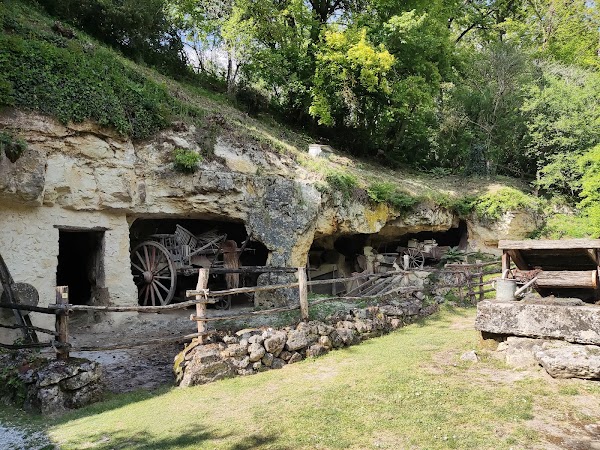 Cave of Goupillières 1