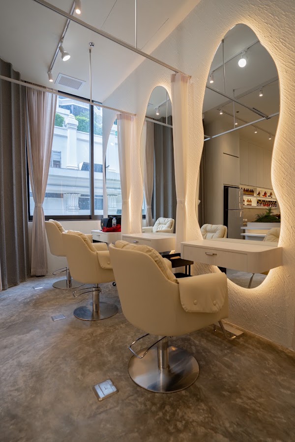 Siesta Head Spa (Gaysorn Amarin) 5