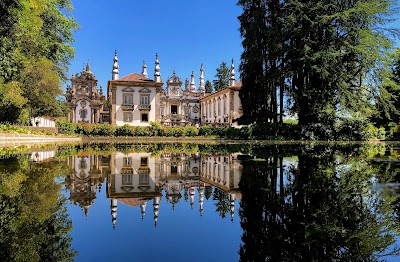 Fundação da Casa de Mateus