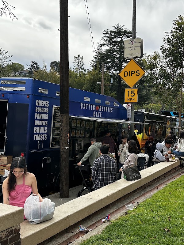 Los Feliz Flea 1