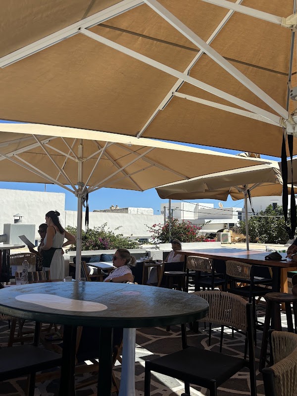 Botzi 93 Sifnos