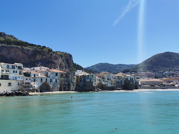 Cefalù Old Town Apartments 4