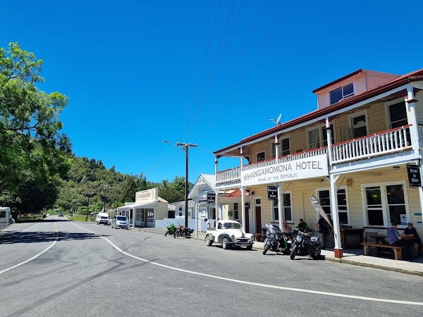 Republic of Whangamomona - South Border