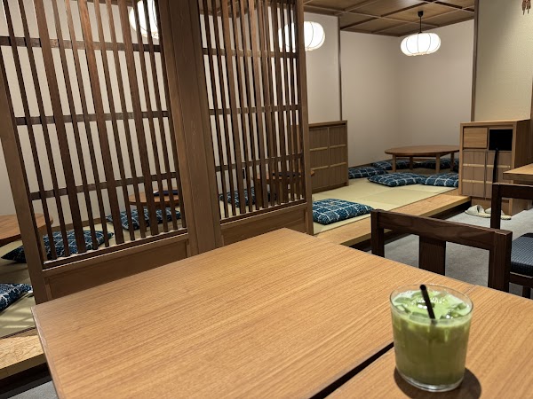 Wagyu Burger & Dessert Kyoto Issen - Kyoto Station 5