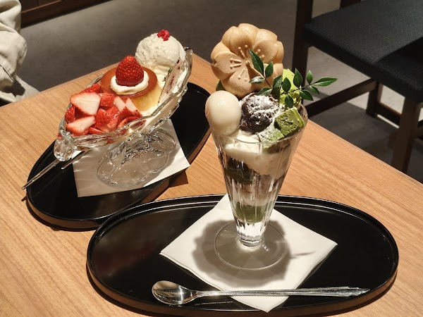 Wagyu Burger & Dessert Kyoto Issen - Kyoto Station 3