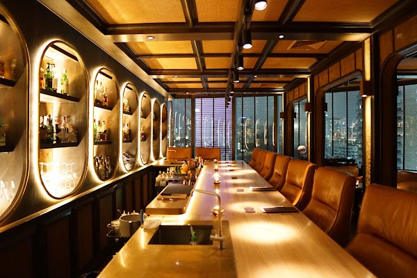 008 Bar