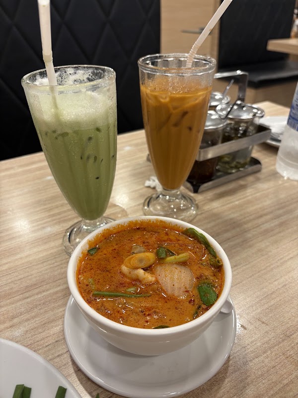 Yana Restaurant 4