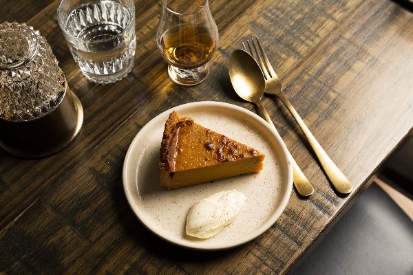 White Oaks Saloon Bar & Dining - Prahran 3