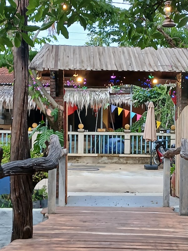 Hidden Café/Eco farm