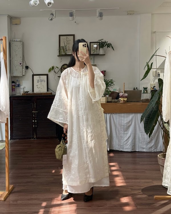 Dressnflowers Tiệm Váy và Hoa 4