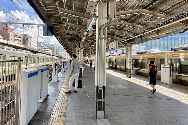 Sannomiya Station 3